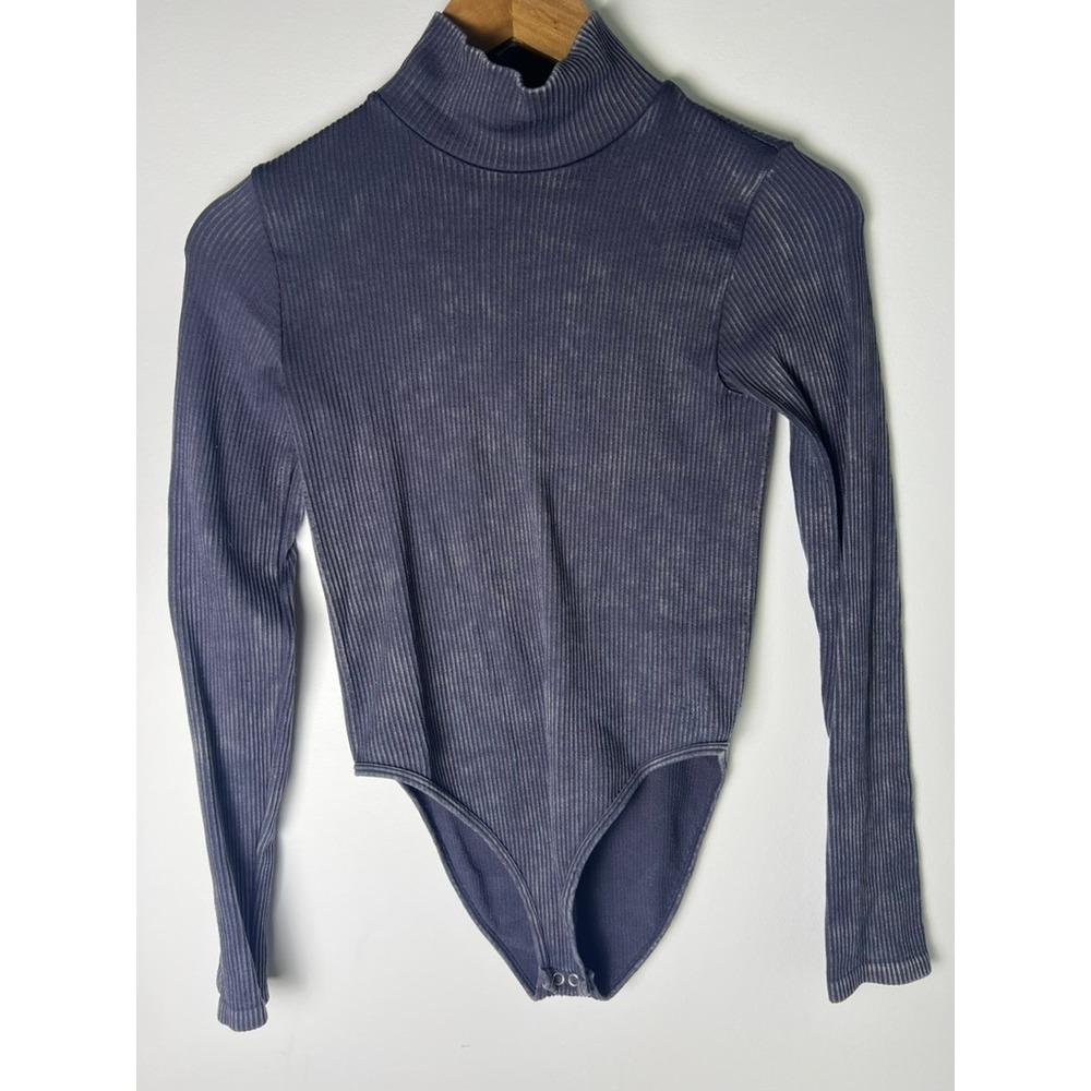 Forever 21 Bodysuit S/M Gray Acid Wash Ribbed Open Back Turtleneck Goth‎ Grunge